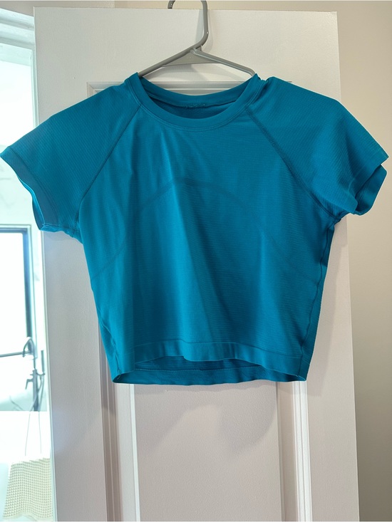 lululemon athletica Tops - Swiftly tech cropped short sleeve shirt
